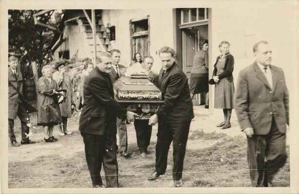 pohřeb p.Hrubeše